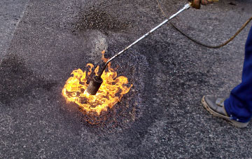 Holdenhurst flat roofing repairs